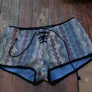 Toby Xs zip up / tie shorts